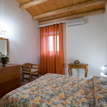 Agriturismo Borgo Degli Ulivi Canicattini Bagni Zewnętrze zdjęcie