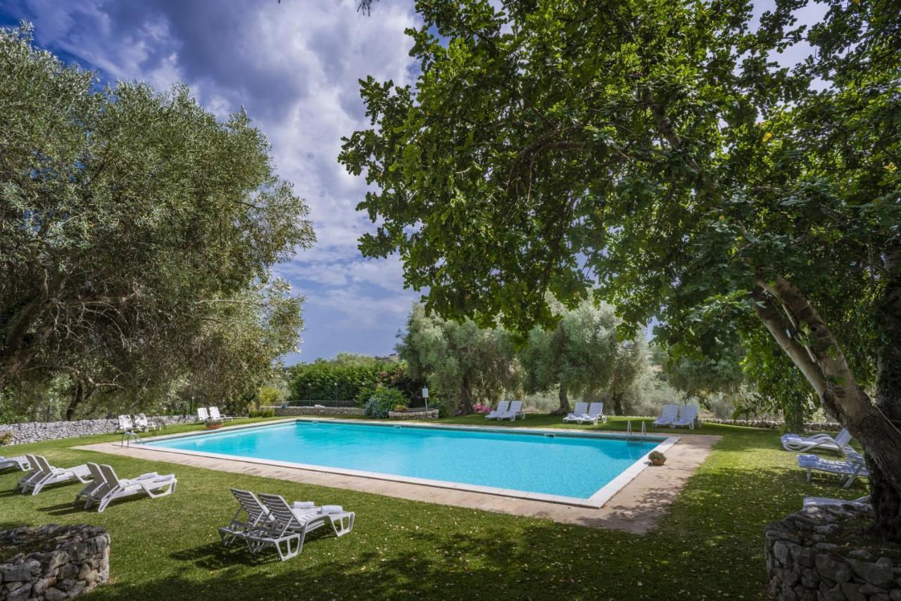 Agriturismo Borgo Degli Ulivi Canicattini Bagni Zewnętrze zdjęcie